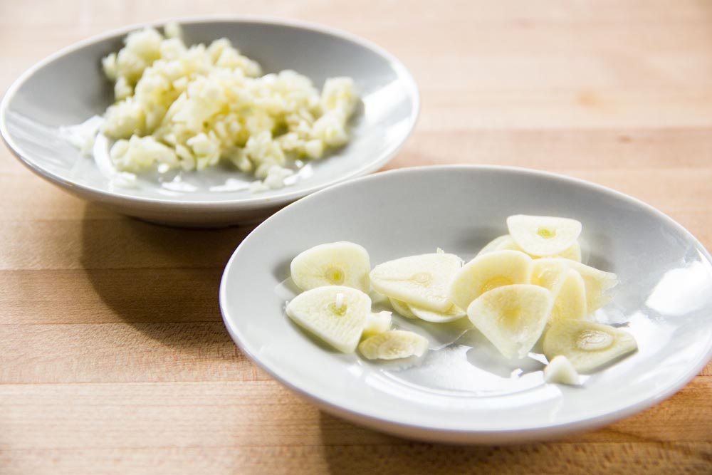 Sliced & Minced Garlic