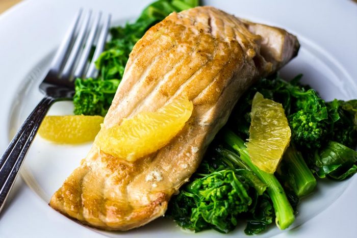 Sweet Orange Salmon & Broccoli Rabe Recipe