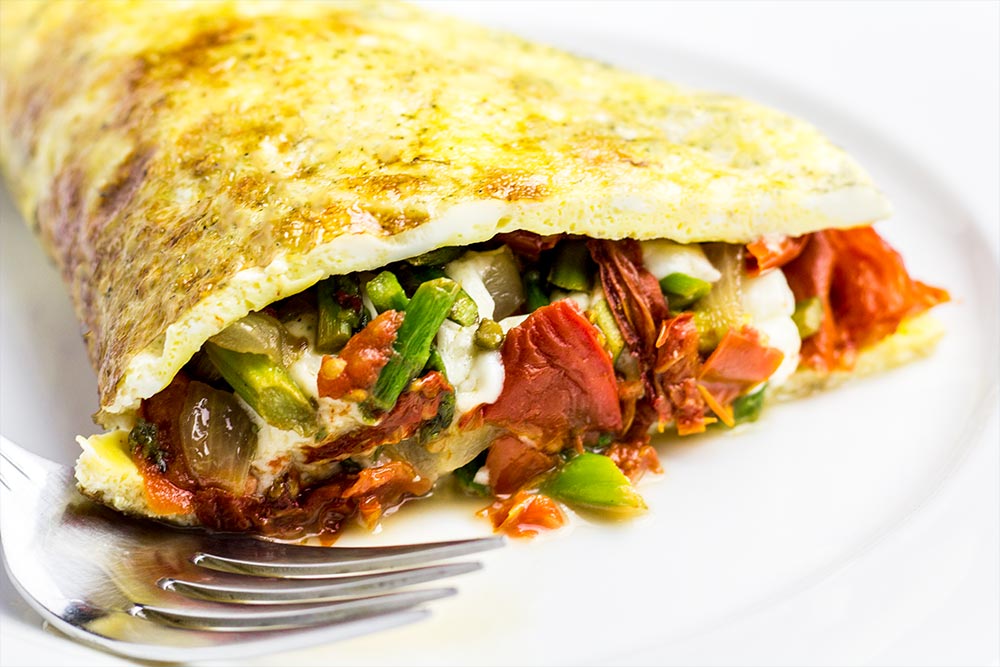 Asparagus, Sun-Dried Tomato & Queso Fresco Omelet Recipe