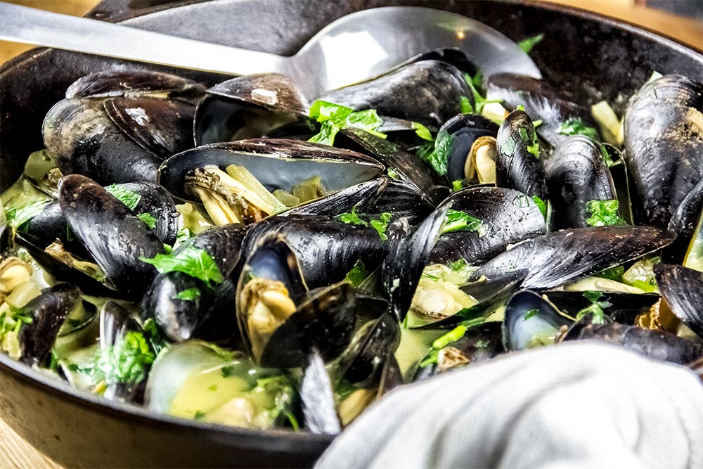 Curry Coconut Mussels Recipe