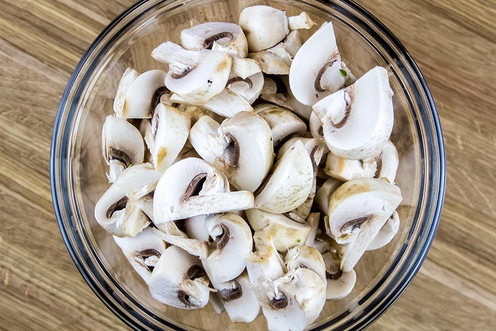 Sliced White Button Mushroom Pieces