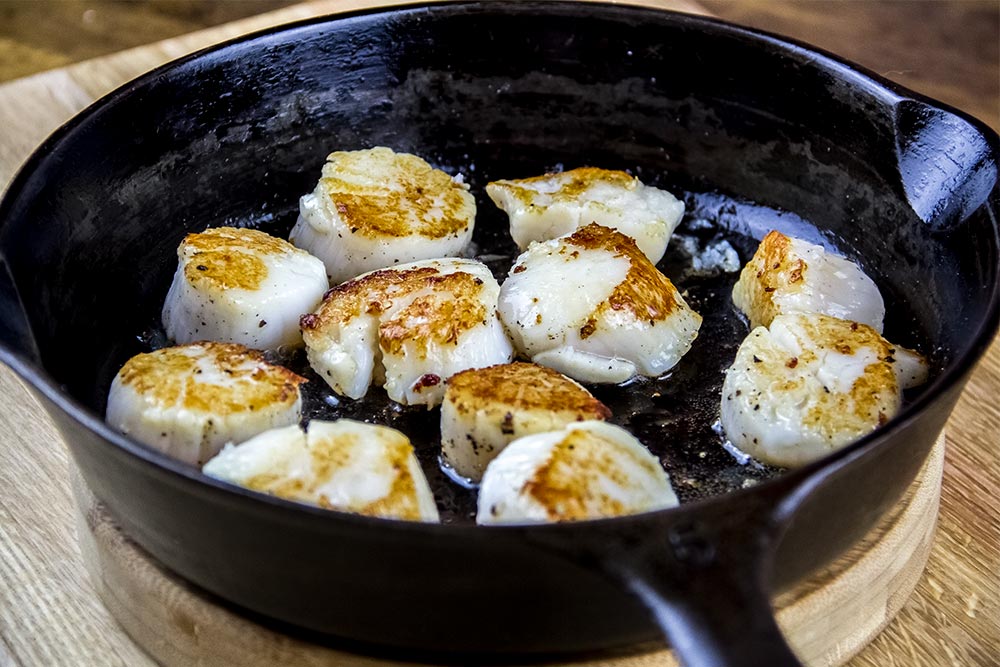 Pan Searing Sea Scallops in Cast Iron Skillet