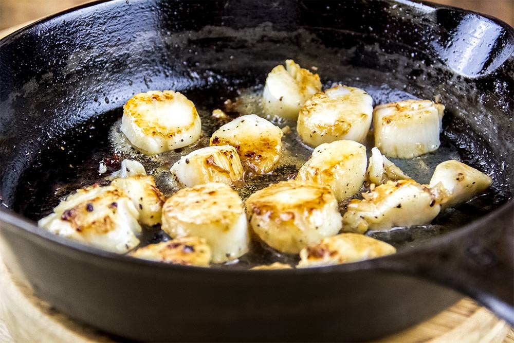 Pan-Fried Scallops in Cast Iron Pan