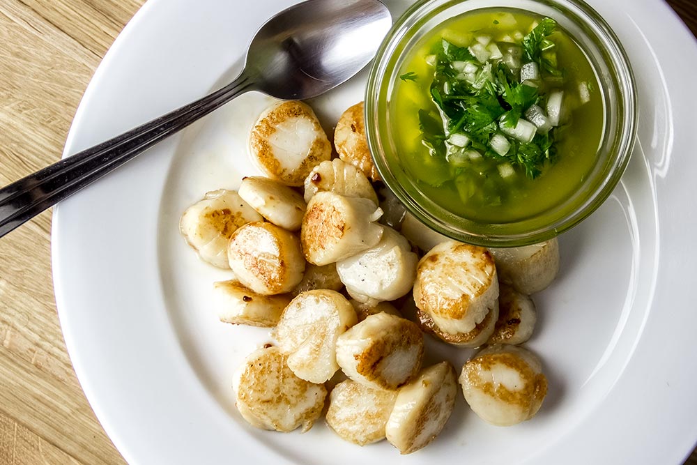 Pan Seared Sea Scallops and Orange Vinaigrette Dressing