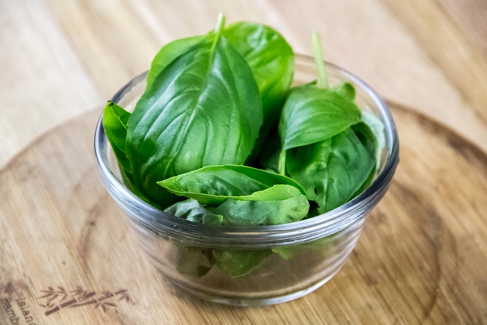 Whole Leaf Basil