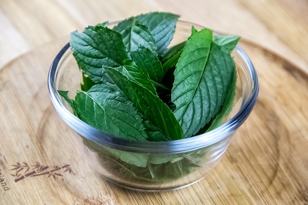 Whole Leaf Mint