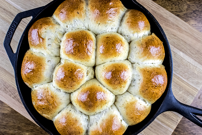Cast Iron Skillet Rolls