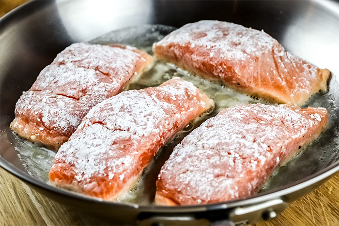 Flour Dredged Salmon