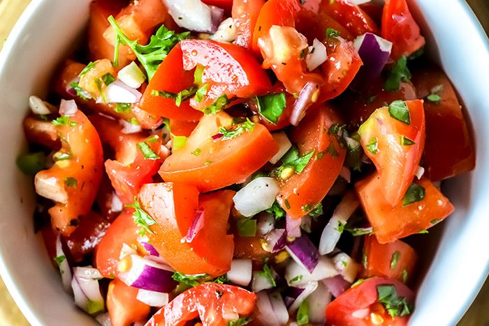 Fresh Tomato Salsa with Basil, Jalapeno & Garlic Recipe