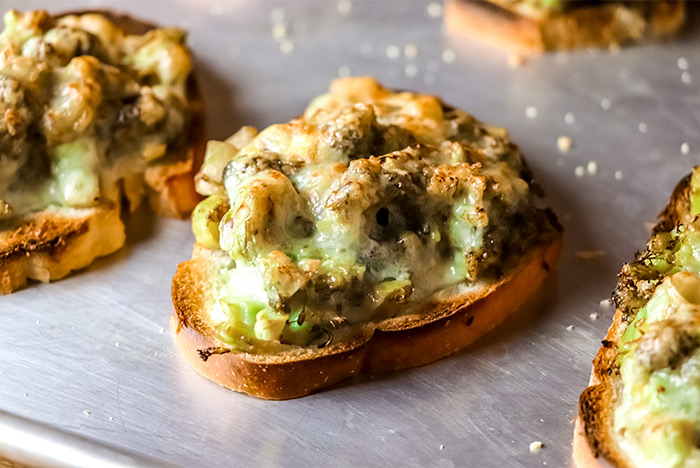 Easy Cheesy Broccoli Melts Recipe