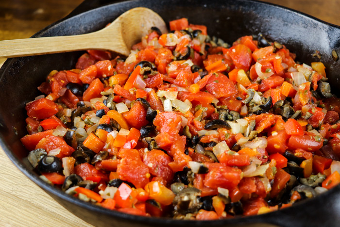 Caper, Black Olive & Tomato Sauce For Pasta