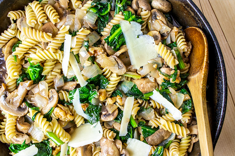 Spinach, Walnuts & Pasta Recipe in Skillet